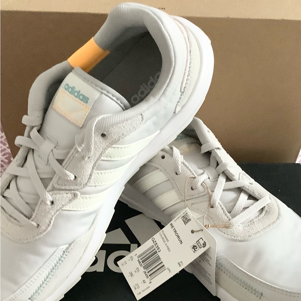 Adidas RetroRun Women’s Running